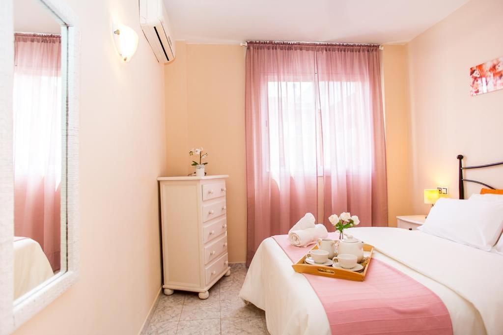 Al11 Apartamento Albert Lloret de Mar Ngoại thất bức ảnh